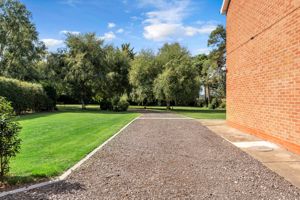 Photo 51- click for photo gallery